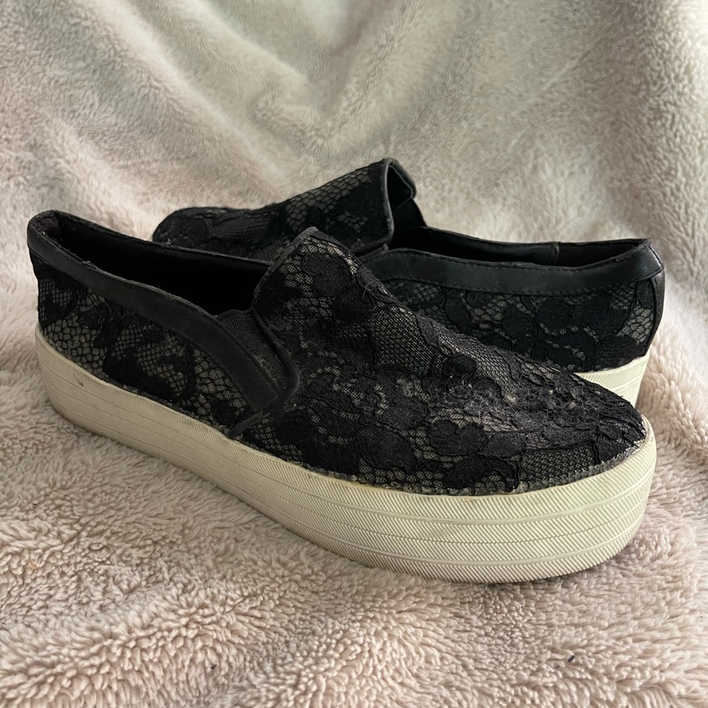 Mossimo Black Lace Slip-On Sneaker